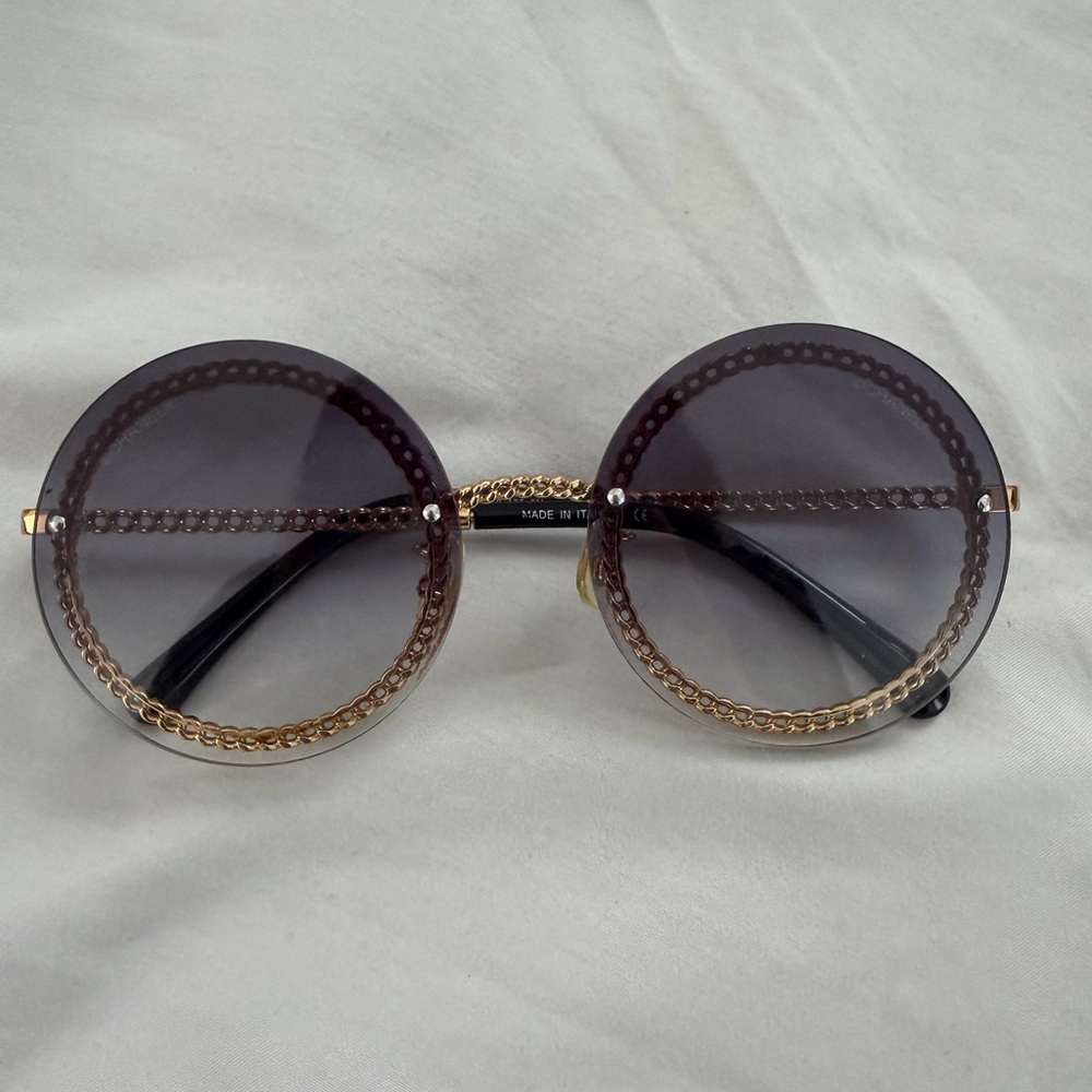 Chanel Chain Rimless Round Sunglasses – Gold Chain Detail | Made in Italy